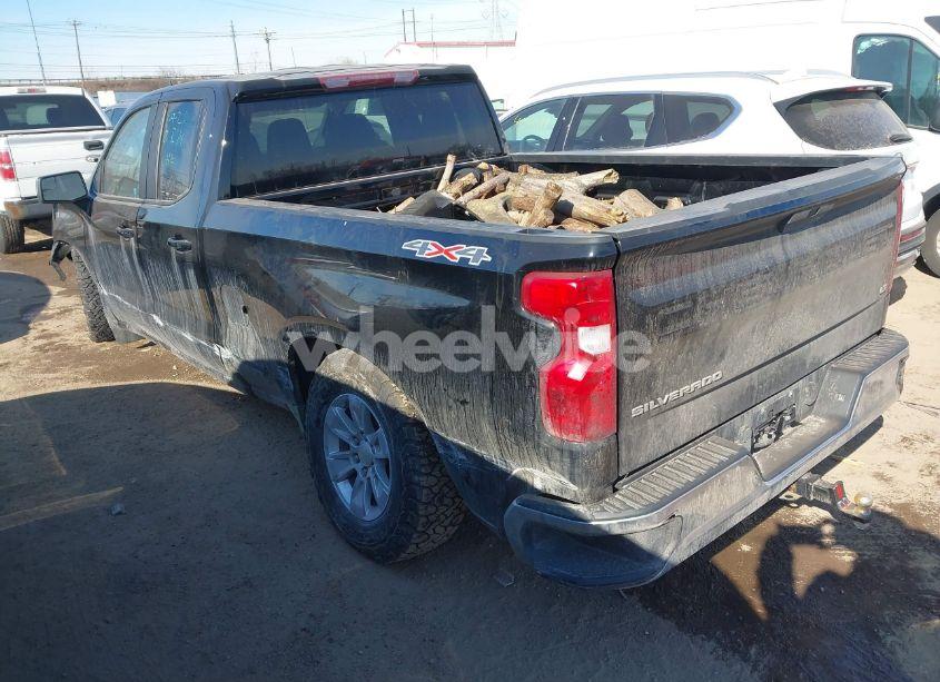 Photo 3 of 2020 Chevrolet Silverado 1500 4WD DOUBLE CAB STANDARD BED LT (VIN 1GCRYDED9LZ351041)