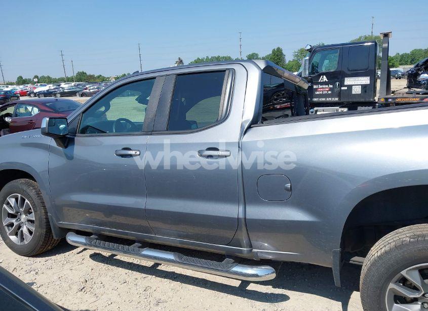 Photo 15 of 2019 Chevrolet Silverado 1500 LT (VIN 1GCRYDEDXKZ220943)