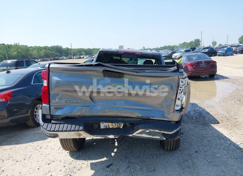 Photo 17 of 2019 Chevrolet Silverado 1500 LT (VIN 1GCRYDEDXKZ220943)