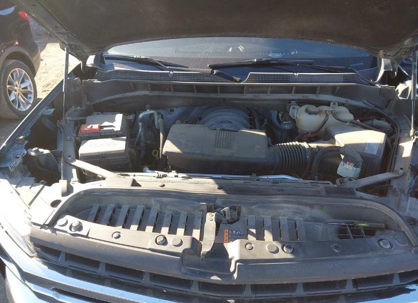 Photo 10 of 2019 Chevrolet Silverado 1500 LT (VIN 1GCRYDEDXKZ314336)