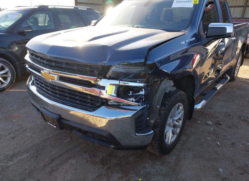 Photo 6 of 2019 Chevrolet Silverado 1500 LT (VIN 1GCRYDEDXKZ314336)