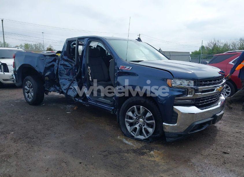 2020 Chevrolet Silverado 1500 4WD STANDARD BED LT (VIN 1GCRYDEDXLZ121024) main photo