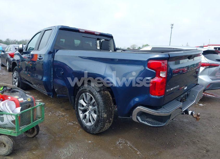 Photo 3 of 2020 Chevrolet Silverado 1500 4WD STANDARD BED LT (VIN 1GCRYDEDXLZ121024)