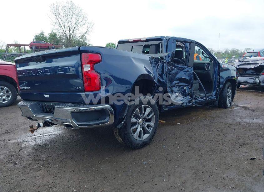 Photo 4 of 2020 Chevrolet Silverado 1500 4WD STANDARD BED LT (VIN 1GCRYDEDXLZ121024)