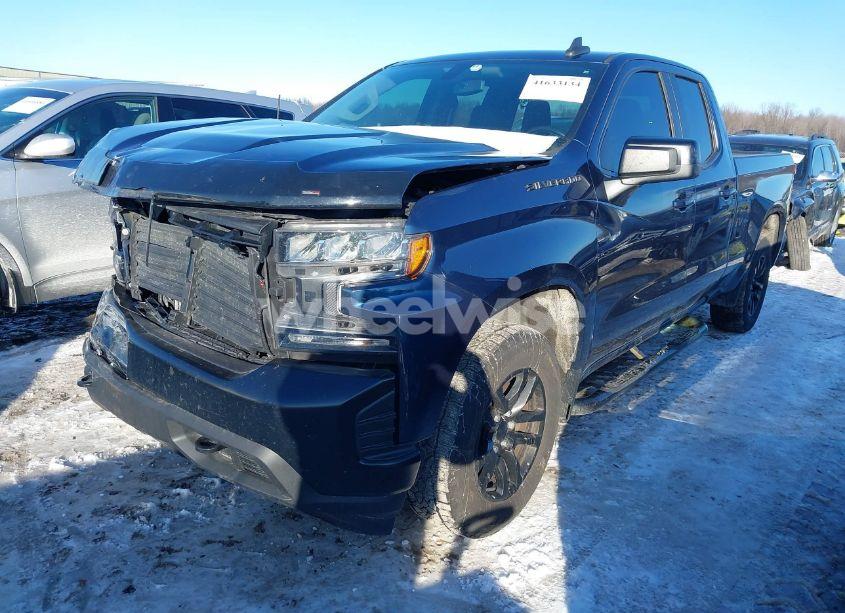 Photo 2 of 2019 Chevrolet Silverado 1500 LT (VIN 1GCRYDEK3KZ313060)