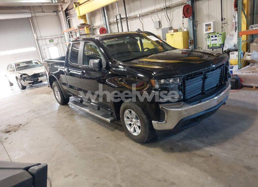 2019 Chevrolet Silverado 1500 LT (VIN 1GCRYDEK3KZ341120) main photo