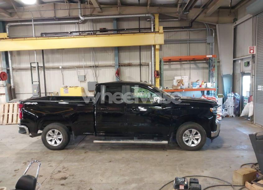 Photo 14 of 2019 Chevrolet Silverado 1500 LT (VIN 1GCRYDEK3KZ341120)