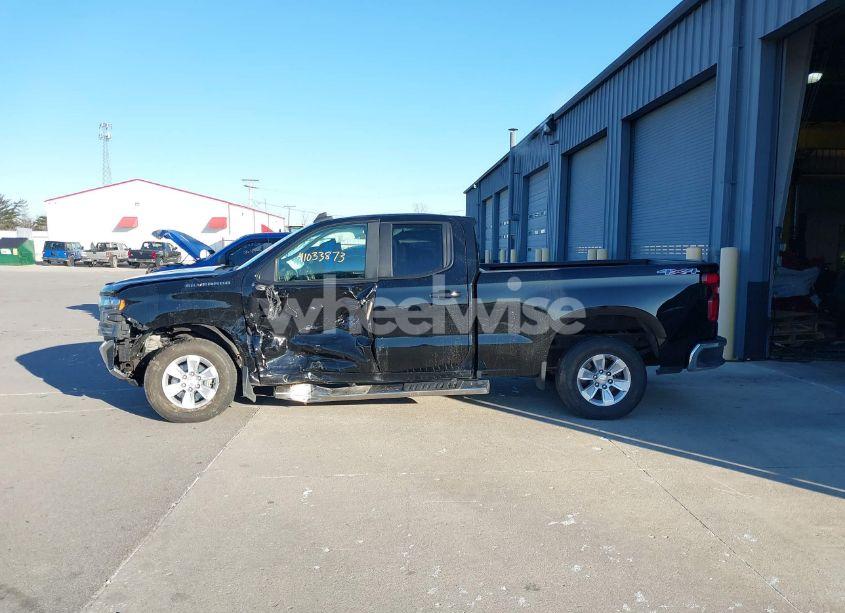 Photo 15 of 2019 Chevrolet Silverado 1500 LT (VIN 1GCRYDEK3KZ341120)