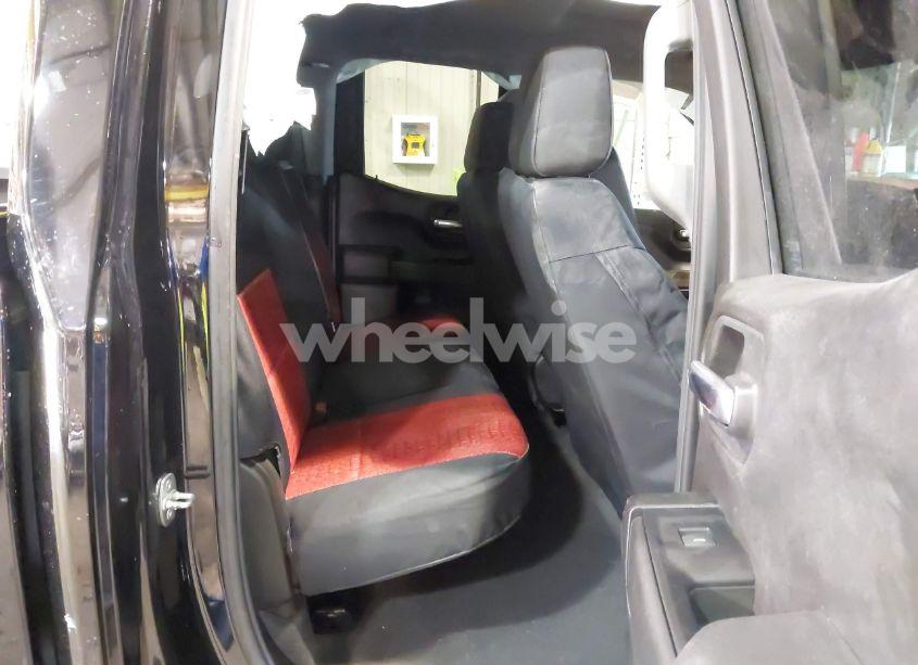 Photo 8 of 2019 Chevrolet Silverado 1500 LT (VIN 1GCRYDEK3KZ341120)