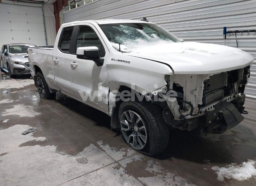2019 Chevrolet Silverado 1500 LT (VIN 1GCRYDEK6KZ264016) main photo