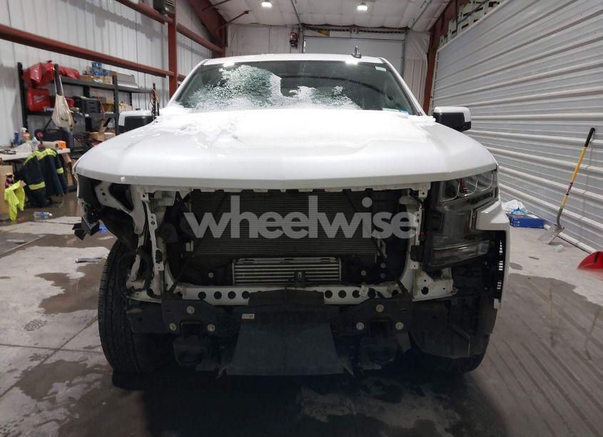 Photo 13 of 2019 Chevrolet Silverado 1500 LT (VIN 1GCRYDEK6KZ264016)