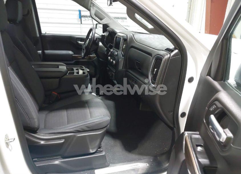 Photo 5 of 2019 Chevrolet Silverado 1500 LT (VIN 1GCRYDEK6KZ264016)