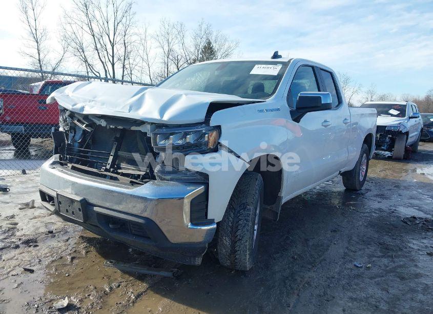 Photo 2 of 2020 Chevrolet Silverado 1500 4WD DOUBLE CAB STANDARD BED LT (VIN 1GCRYDEK7LZ304671)