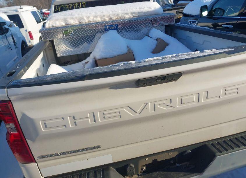Photo 16 of 2021 Chevrolet Silverado 1500 4WD STANDARD BED LT (VIN 1GCRYDEK7MZ130859)