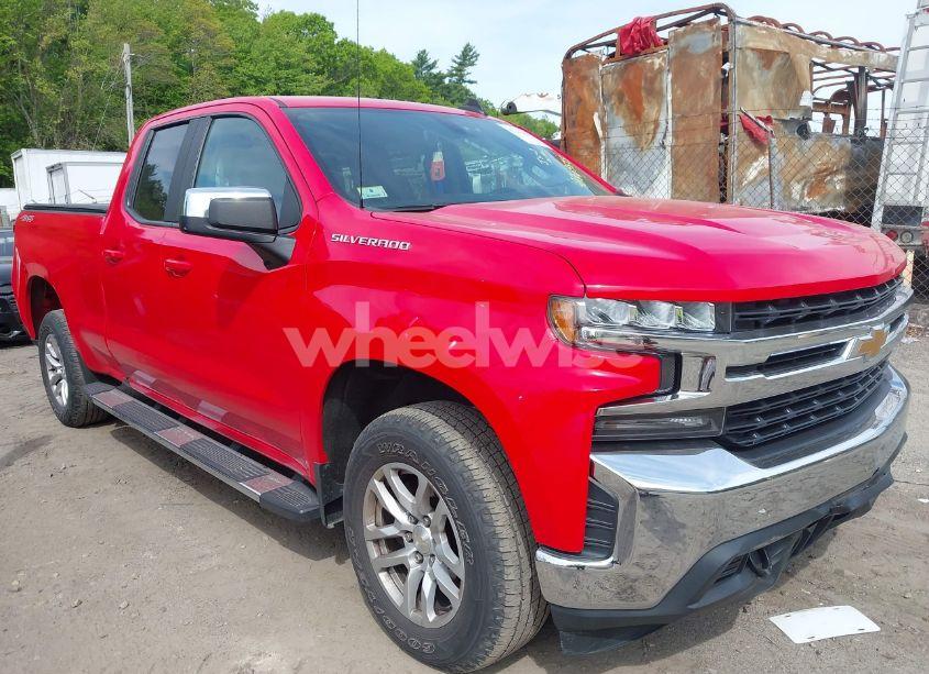 2019 Chevrolet Silverado 1500 LT (VIN 1GCRYDEK8KZ285305) main photo
