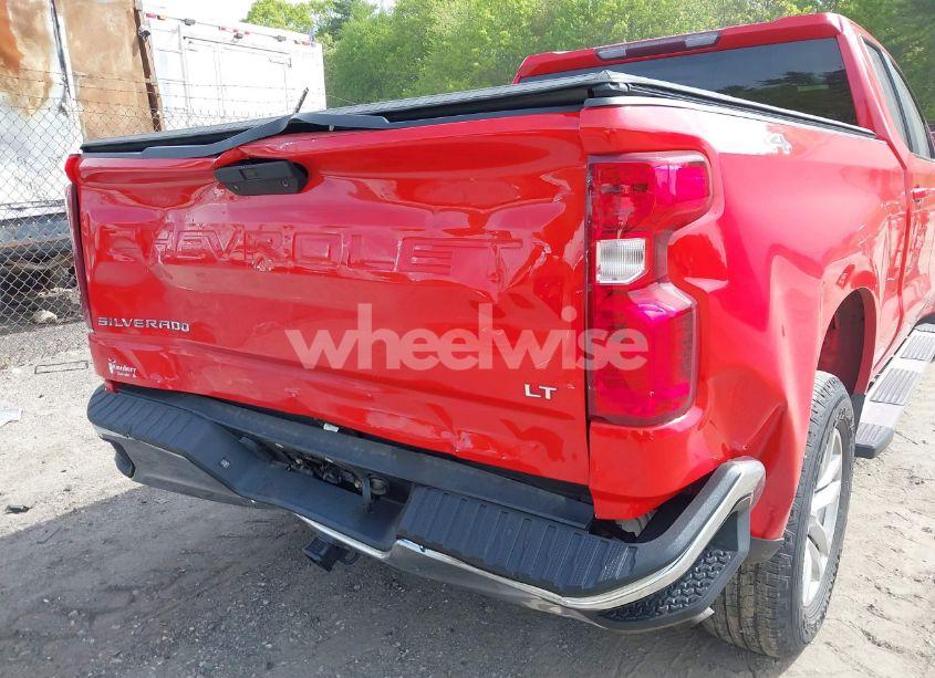 Photo 6 of 2019 Chevrolet Silverado 1500 LT (VIN 1GCRYDEK8KZ285305)