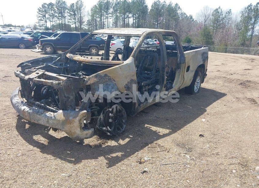 Photo 2 of 2019 Chevrolet Silverado 1500 RST (VIN 1GCRYEED3KZ212902)