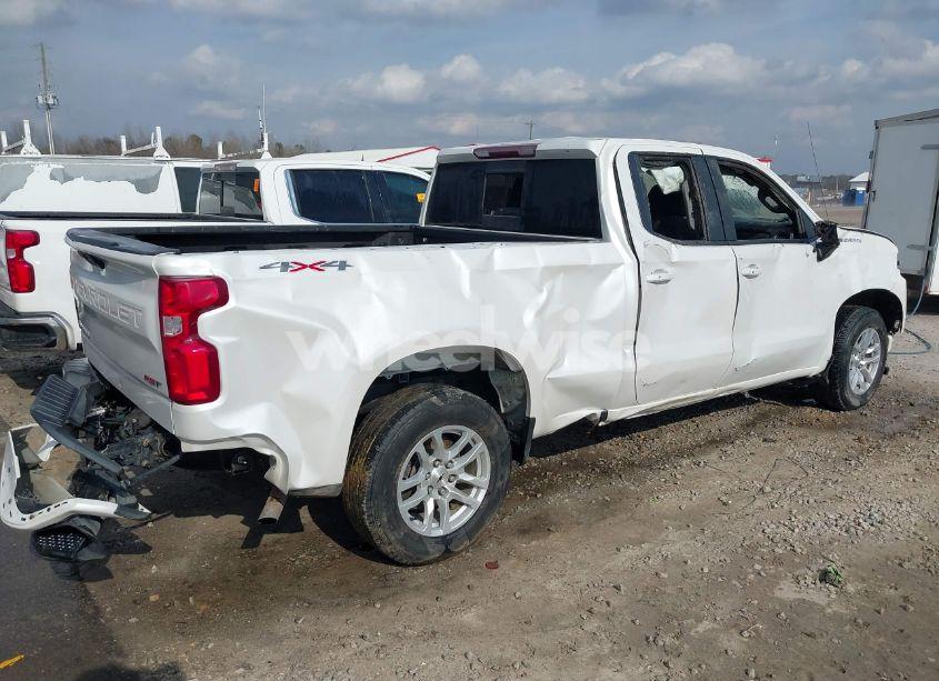 Photo 4 of 2019 Chevrolet Silverado 1500 RST (VIN 1GCRYEED7KZ219870)