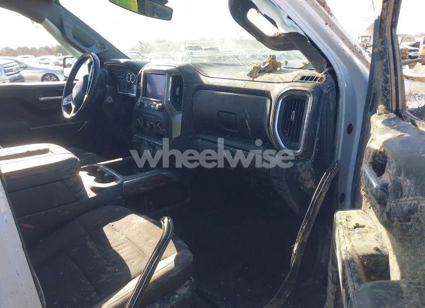 Photo 5 of 2019 Chevrolet Silverado 1500 RST (VIN 1GCRYEED7KZ219870)