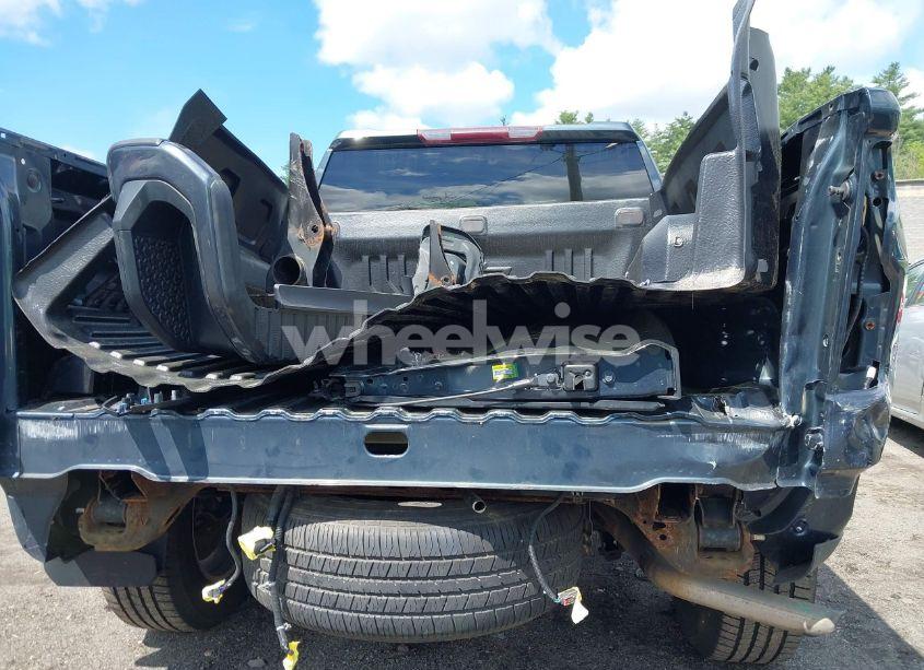 Photo 18 of 2019 Chevrolet Silverado 1500 RST (VIN 1GCRYEED8KZ248956)