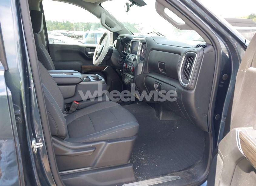 Photo 5 of 2019 Chevrolet Silverado 1500 RST (VIN 1GCRYEED8KZ248956)