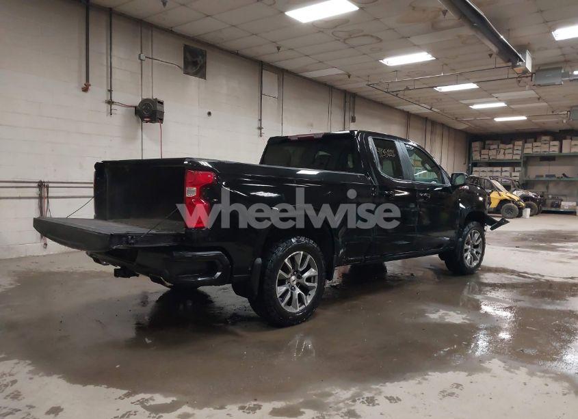 Photo 4 of 2019 Chevrolet Silverado 1500 RST (VIN 1GCRYEED8KZ349964)