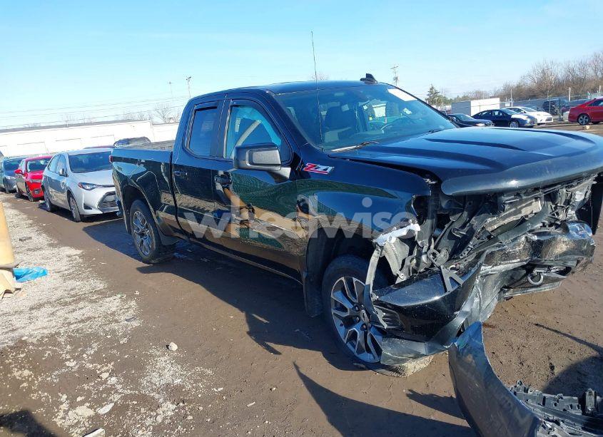 2020 Chevrolet Silverado 1500 4WD DOUBLE CAB STANDARD BED RST (VIN 1GCRYEED8LZ323592) main photo