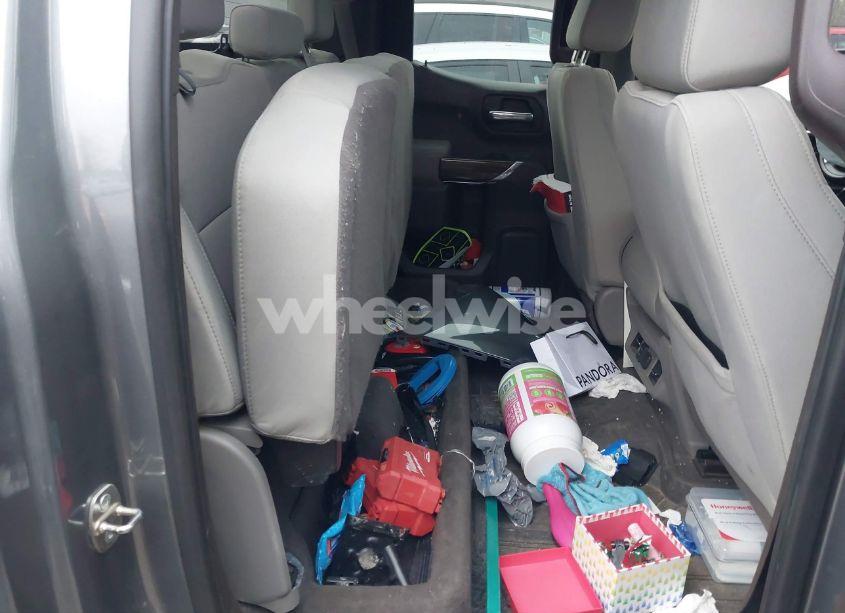 Photo 8 of 2019 Chevrolet Silverado 1500 RST (VIN 1GCRYEEDXKZ251390)