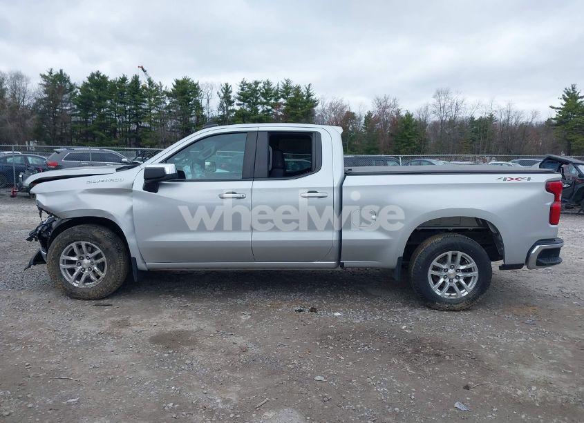Photo 14 of 2021 Chevrolet Silverado 1500 4WD DOUBLE CAB STANDARD BED LT WITH 2FL (VIN 1GCRYJEK7MZ375353)
