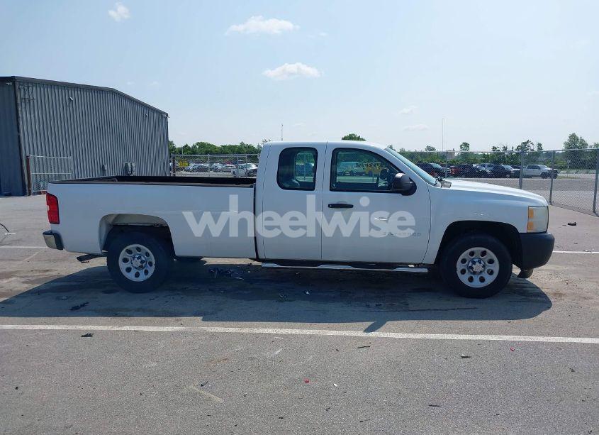 Photo 13 of 2010 Chevrolet Silverado 1500 WORK TRUCK (VIN 1GCSCPE02AZ299084)