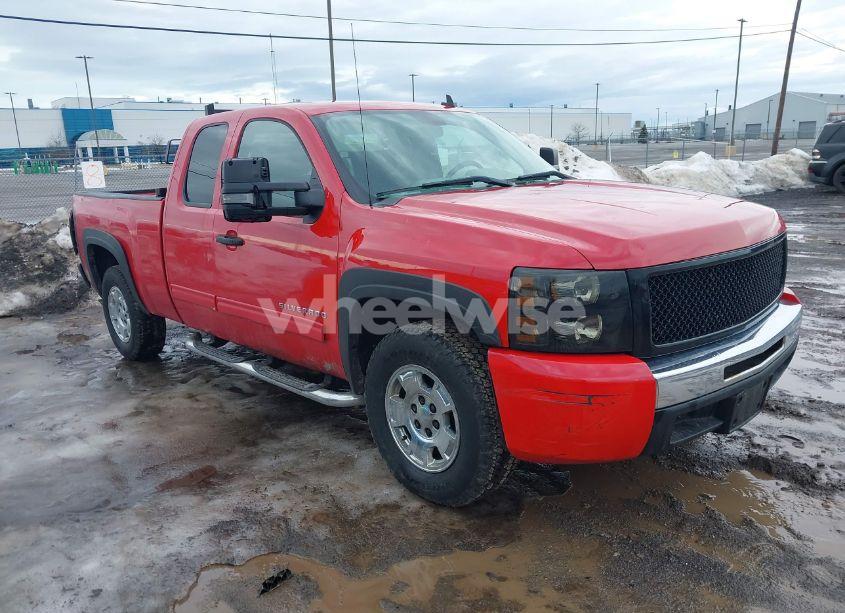 2010 Chevrolet Silverado 1500 LS (VIN 1GCSCREA1AZ189096) main photo