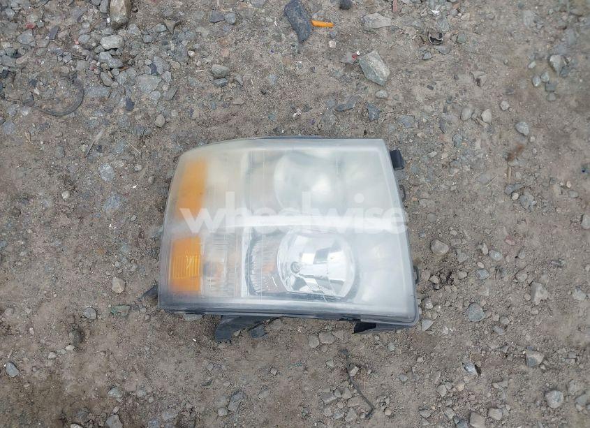 Photo 12 of 2010 Chevrolet Silverado 1500 LS (VIN 1GCSCREA3AZ243675)