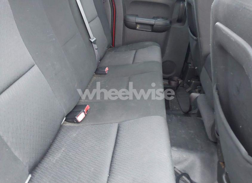 Photo 8 of 2010 Chevrolet Silverado 1500 LS (VIN 1GCSCREA7AZ201011)