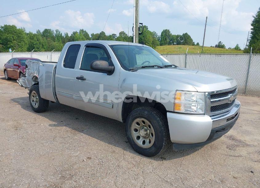 2010 Chevrolet Silverado 1500 LS (VIN 1GCSCREAXAZ283557) main photo