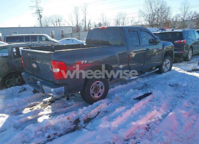 Photo 4 of 2010 Chevrolet Silverado 1500 LT (VIN 1GCSCSE00AZ153124)