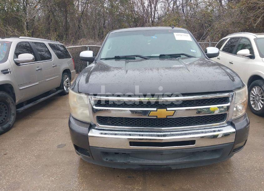 Photo 11 of 2010 Chevrolet Silverado 1500 LT (VIN 1GCSCSE03AZ176817)