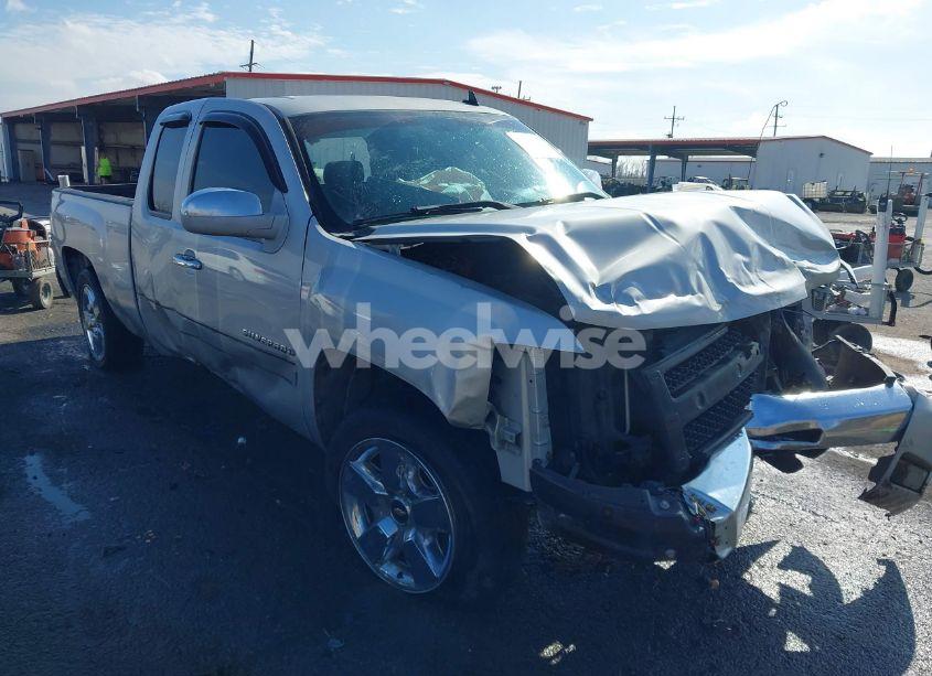 2010 Chevrolet Silverado 1500 LT (VIN 1GCSCSE04AZ116383) main photo