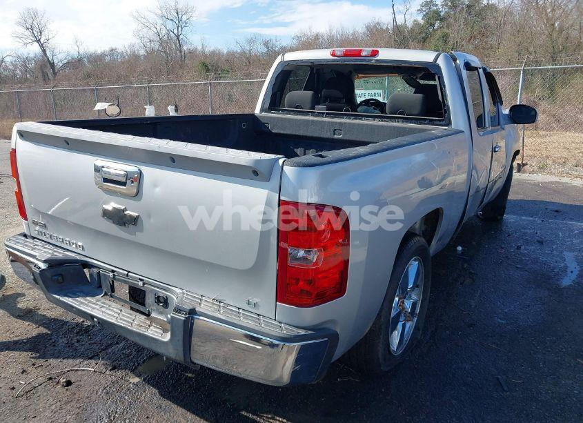 Photo 4 of 2010 Chevrolet Silverado 1500 LT (VIN 1GCSCSE04AZ116383)