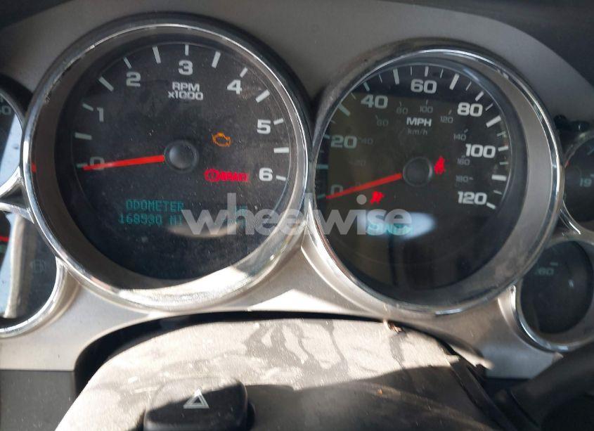 Photo 7 of 2010 Chevrolet Silverado 1500 LT (VIN 1GCSCSE04AZ116383)