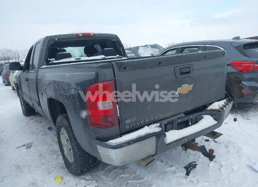 Photo 3 of 2010 Chevrolet Silverado 1500 LT (VIN 1GCSCSE04AZ294133)
