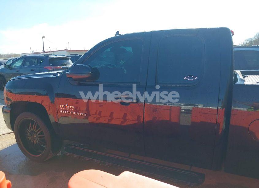 Photo 14 of 2010 Chevrolet Silverado 1500 LT (VIN 1GCSCSE06AZ263210)