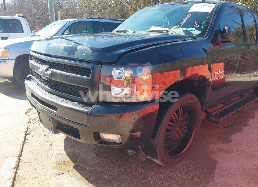 Photo 6 of 2010 Chevrolet Silverado 1500 LT (VIN 1GCSCSE06AZ263210)