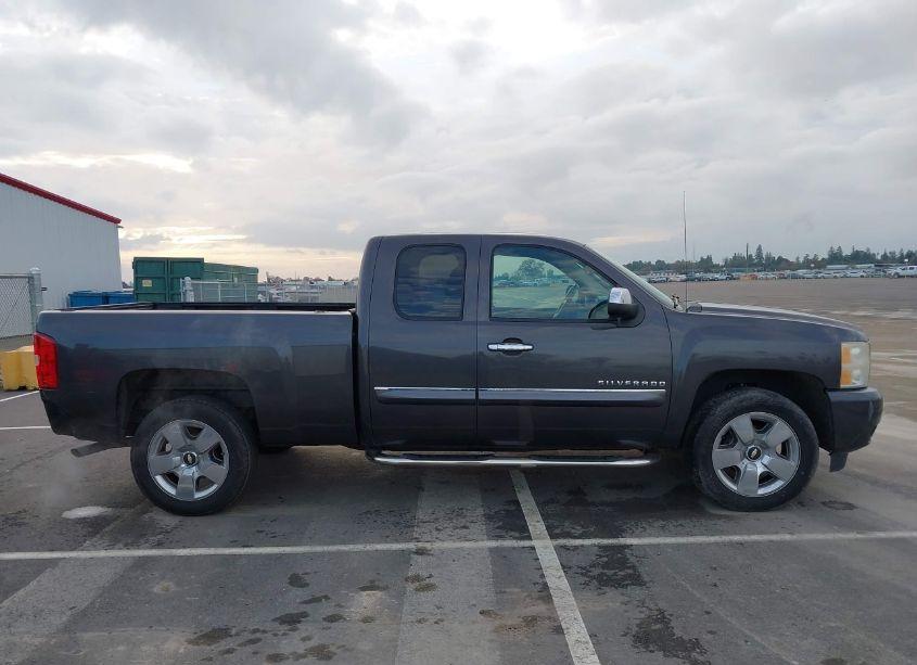 Photo 14 of 2010 Chevrolet Silverado C1500 LT (VIN 1GCSCSE07AZ113462)