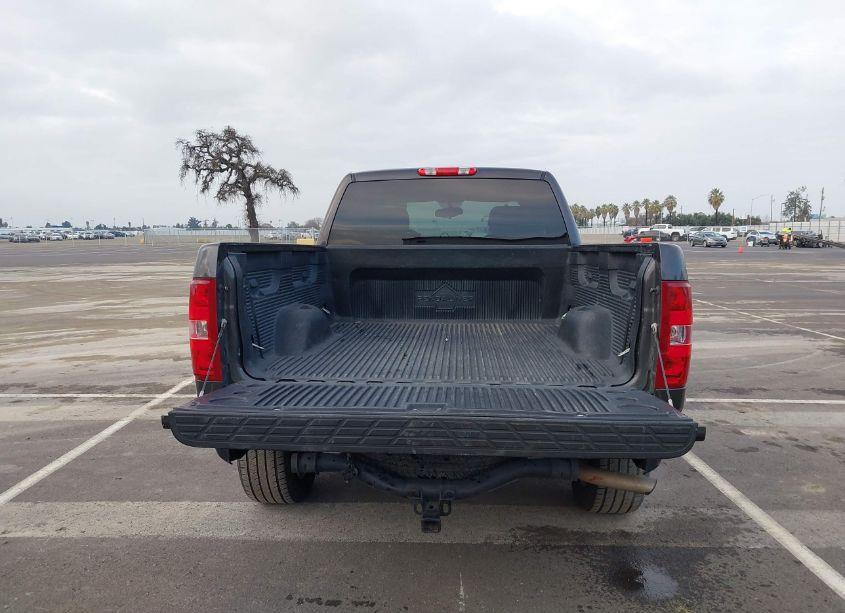 Photo 17 of 2010 Chevrolet Silverado C1500 LT (VIN 1GCSCSE07AZ113462)