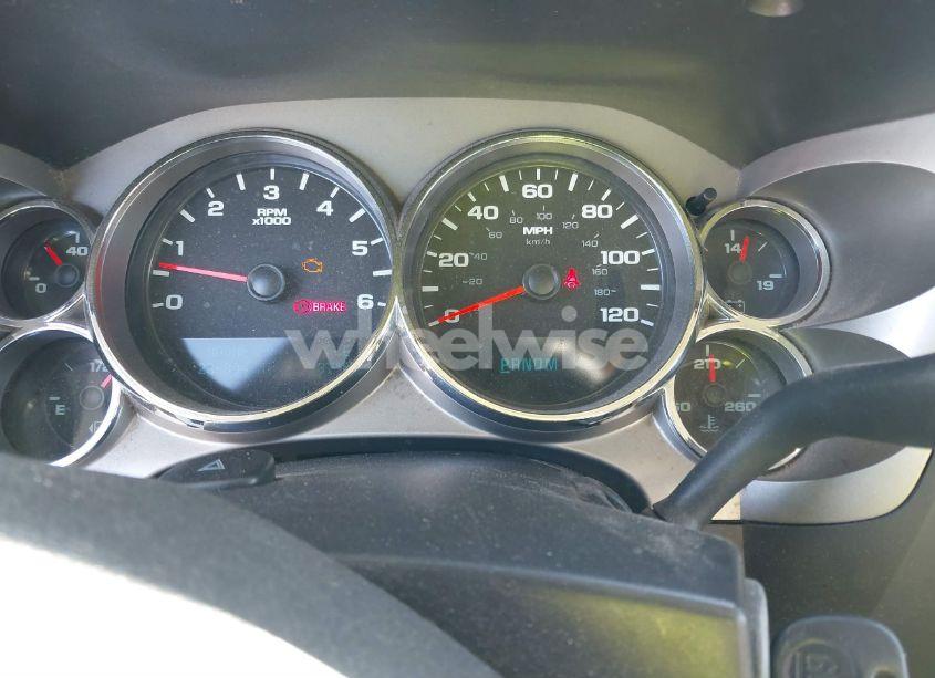 Photo 7 of 2010 Chevrolet Silverado 1500 LT (VIN 1GCSCSE09AZ137388)