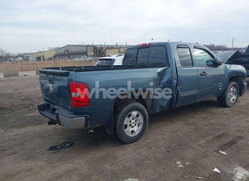 Photo 4 of 2010 Chevrolet Silverado 1500 LT (VIN 1GCSCSE09AZ206340)
