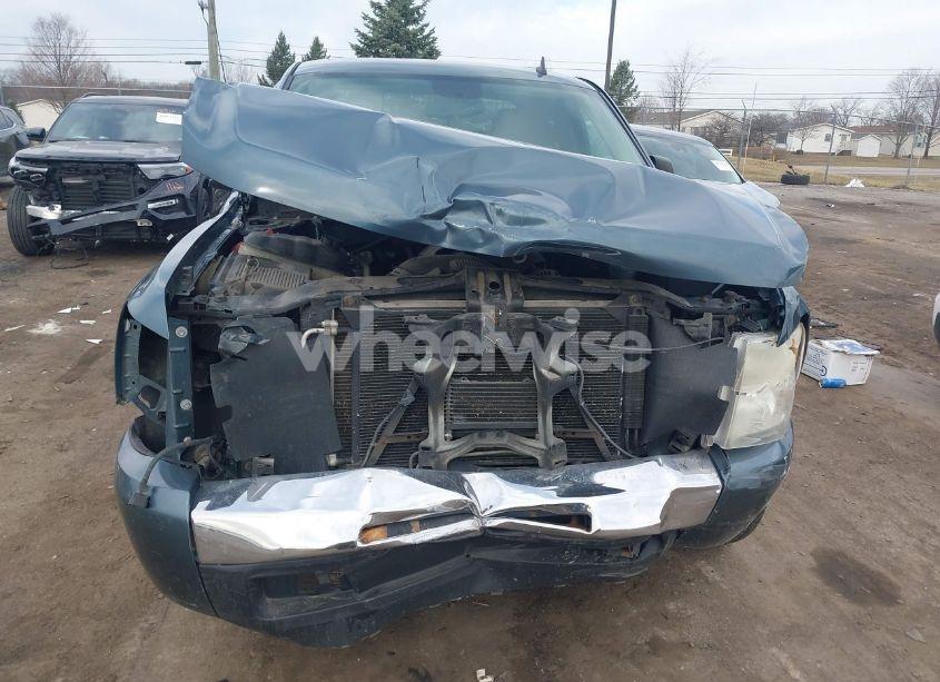 Photo 6 of 2010 Chevrolet Silverado 1500 LT (VIN 1GCSCSE09AZ206340)