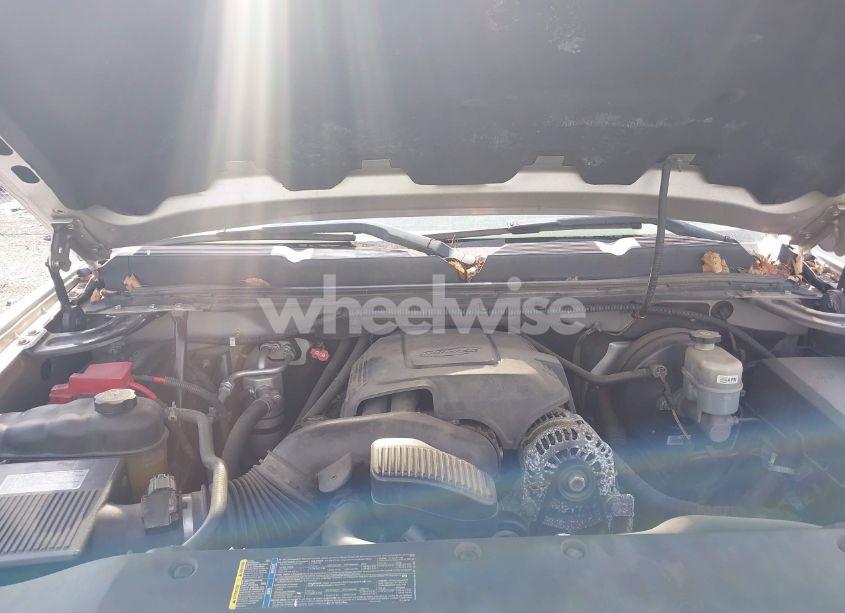 Photo 10 of 2010 Chevrolet Silverado 1500 LT (VIN 1GCSCSEA2AZ185145)