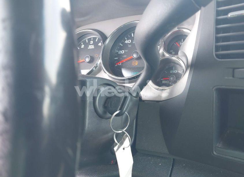 Photo 11 of 2010 Chevrolet Silverado 1500 LT (VIN 1GCSCSEA2AZ185145)