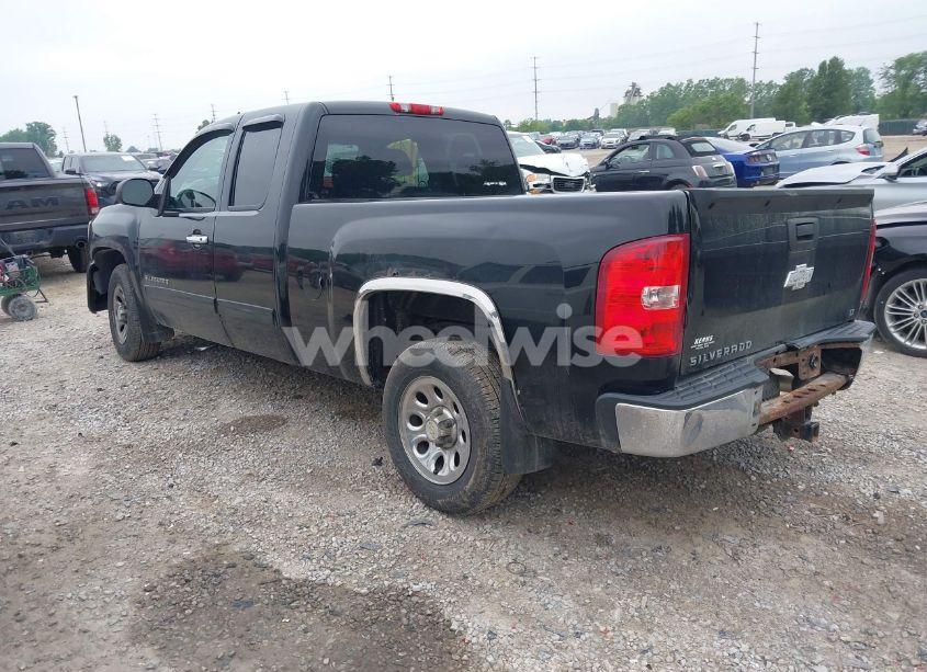 Photo 3 of 2010 Chevrolet Silverado 1500 LT (VIN 1GCSCSEA9AZ138761)